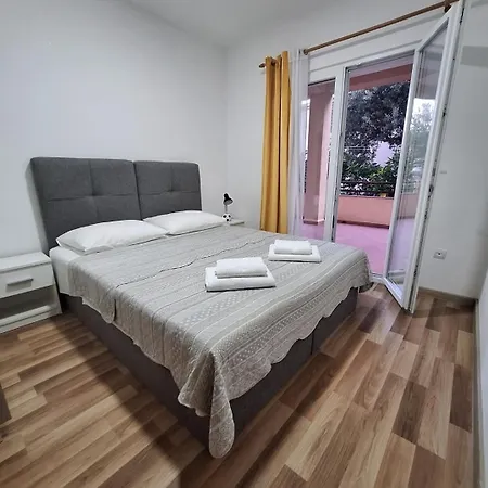 Affittacamere Kalale Deluxe - 3*