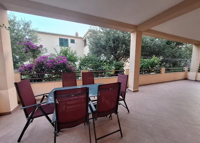 Kalale Deluxe - Gostinjska kuća 3*