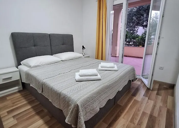 Gostinjska kuća Kalale Deluxe - 3*