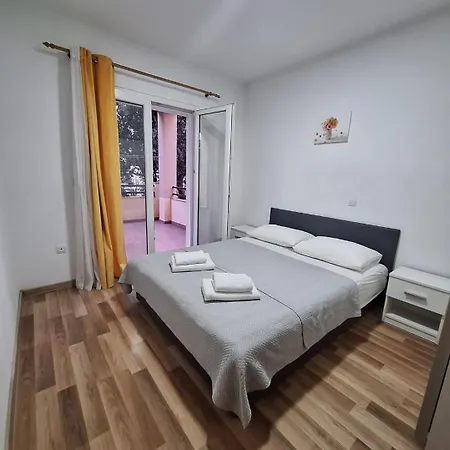 Kalale Deluxe - Pensionat Makarska